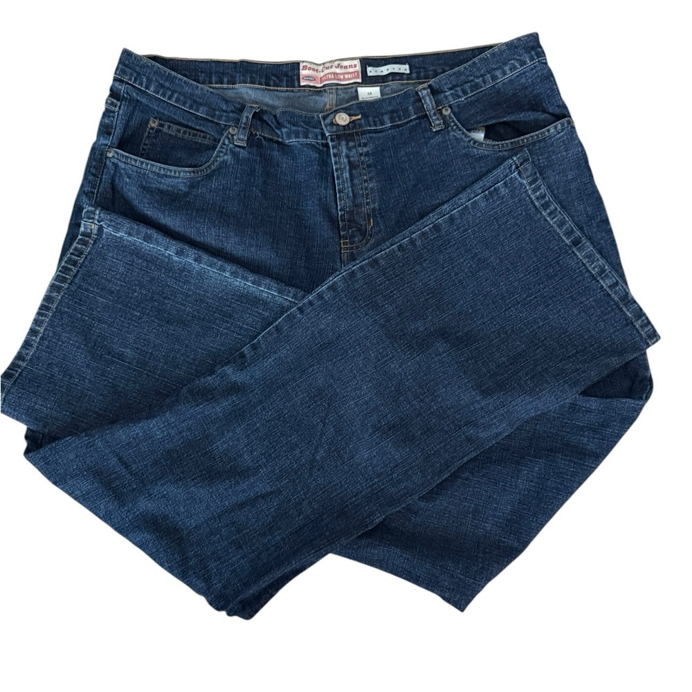 Old Navy bootcut, women’s 18